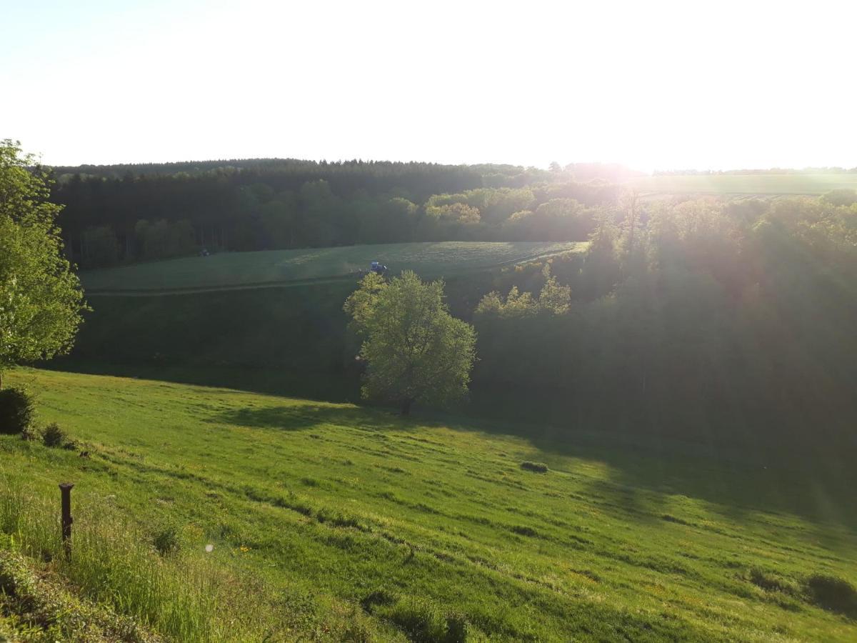 L'Harmonie Du Jardin Gite Chevetogne Luaran gambar